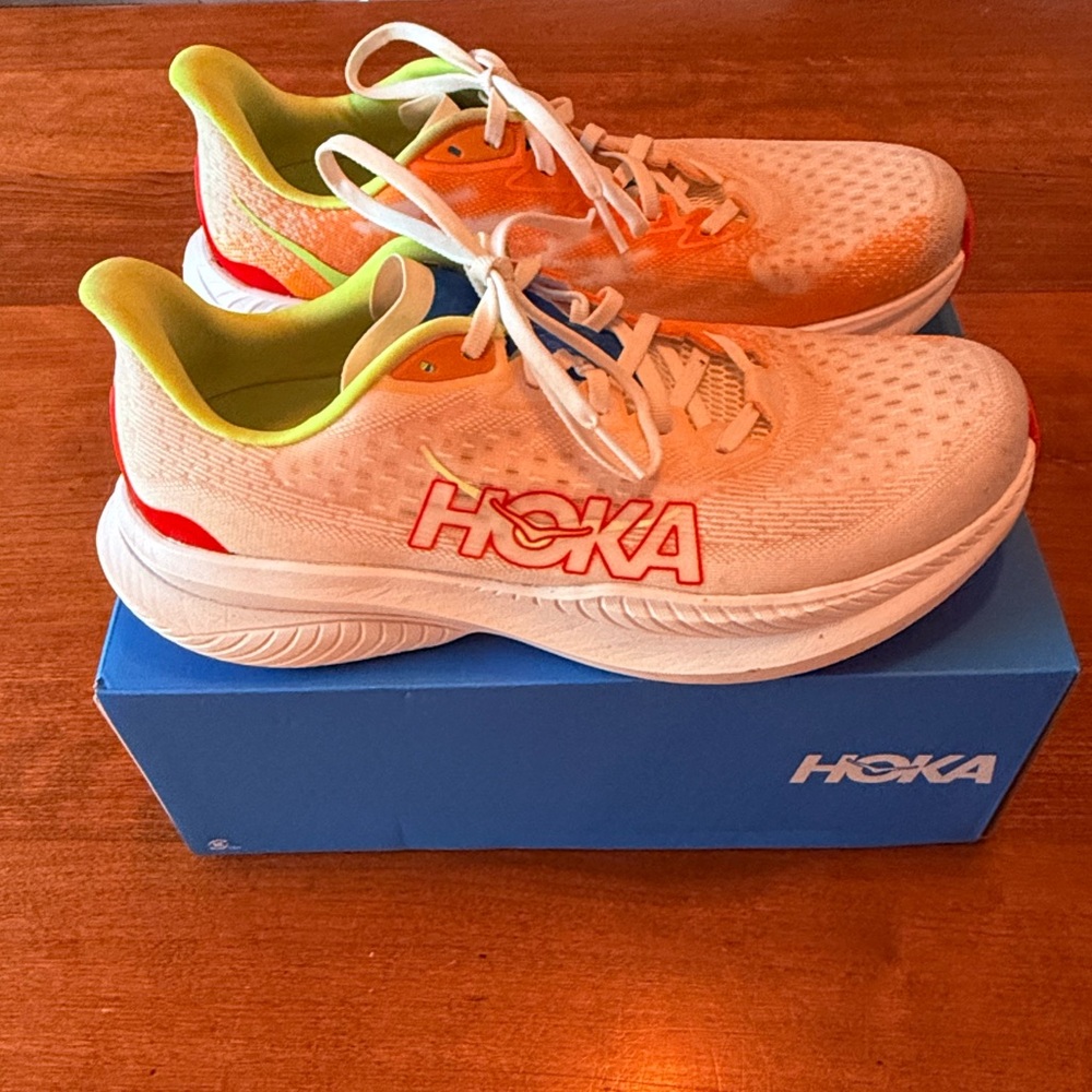 Hoka M Mach 6